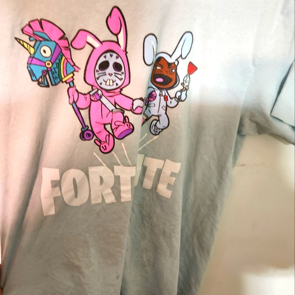Fortnite Tshirt size medium